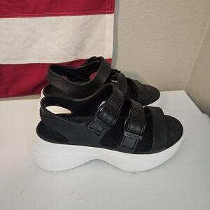 Skechers womens Foamies Tai Quarter Strap 9